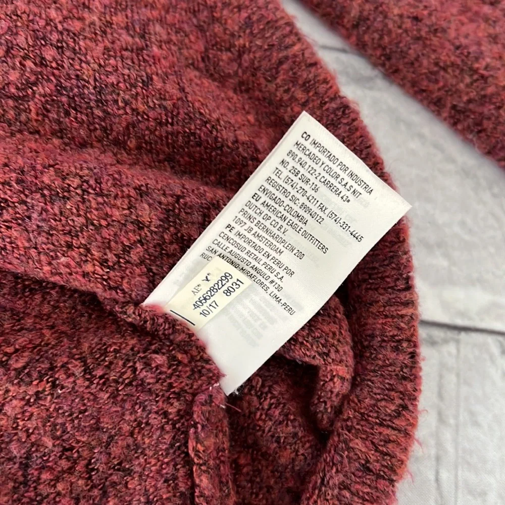 American Eagle Outfitters bell sleeve sweater size XS
